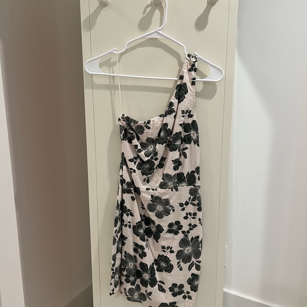 Abercrombie Floral One-Shoulder Dress